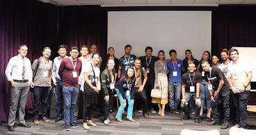 Grupo reunido em workshop conduzido por Tiago Pereiras