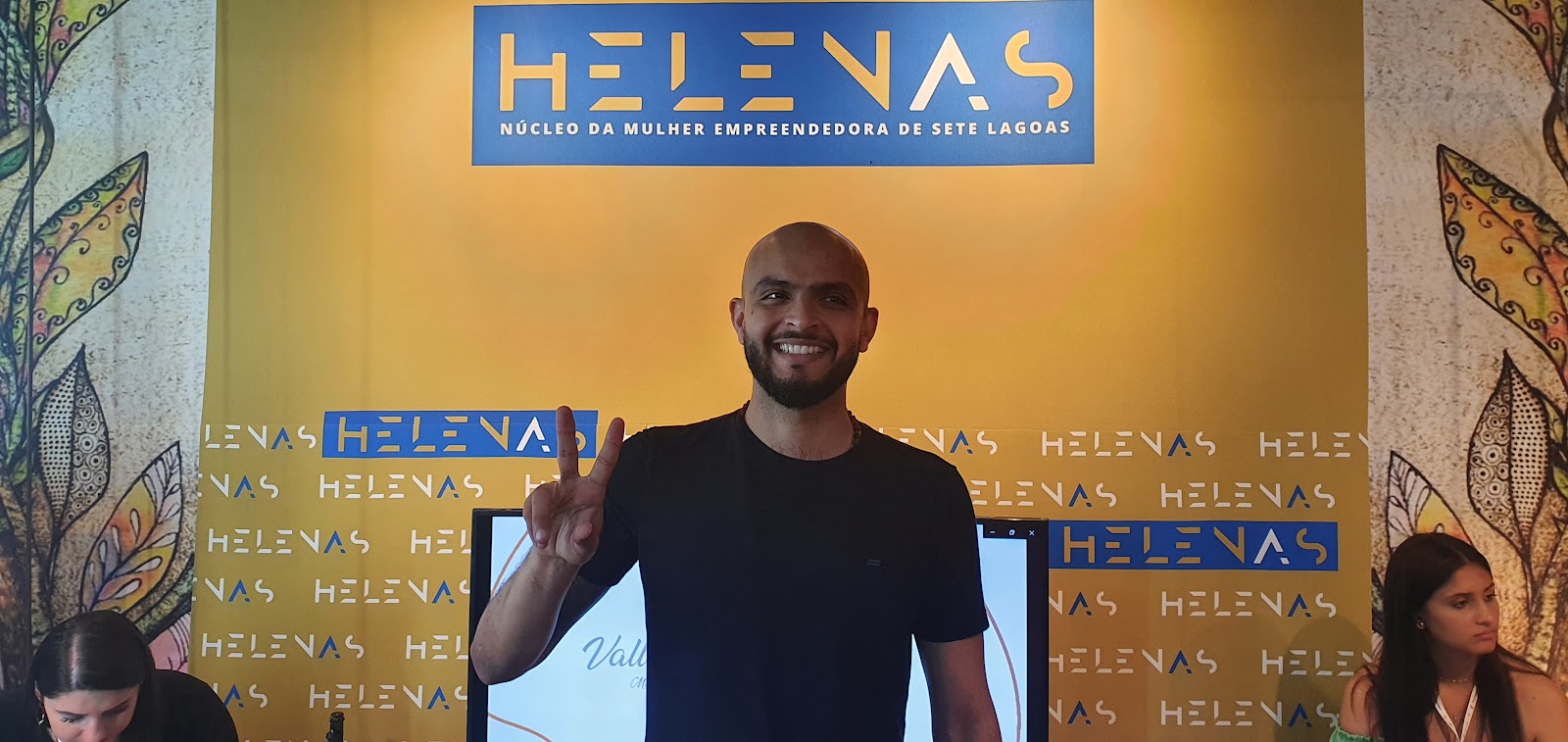 Tiago Pereiras em evento do Helenas